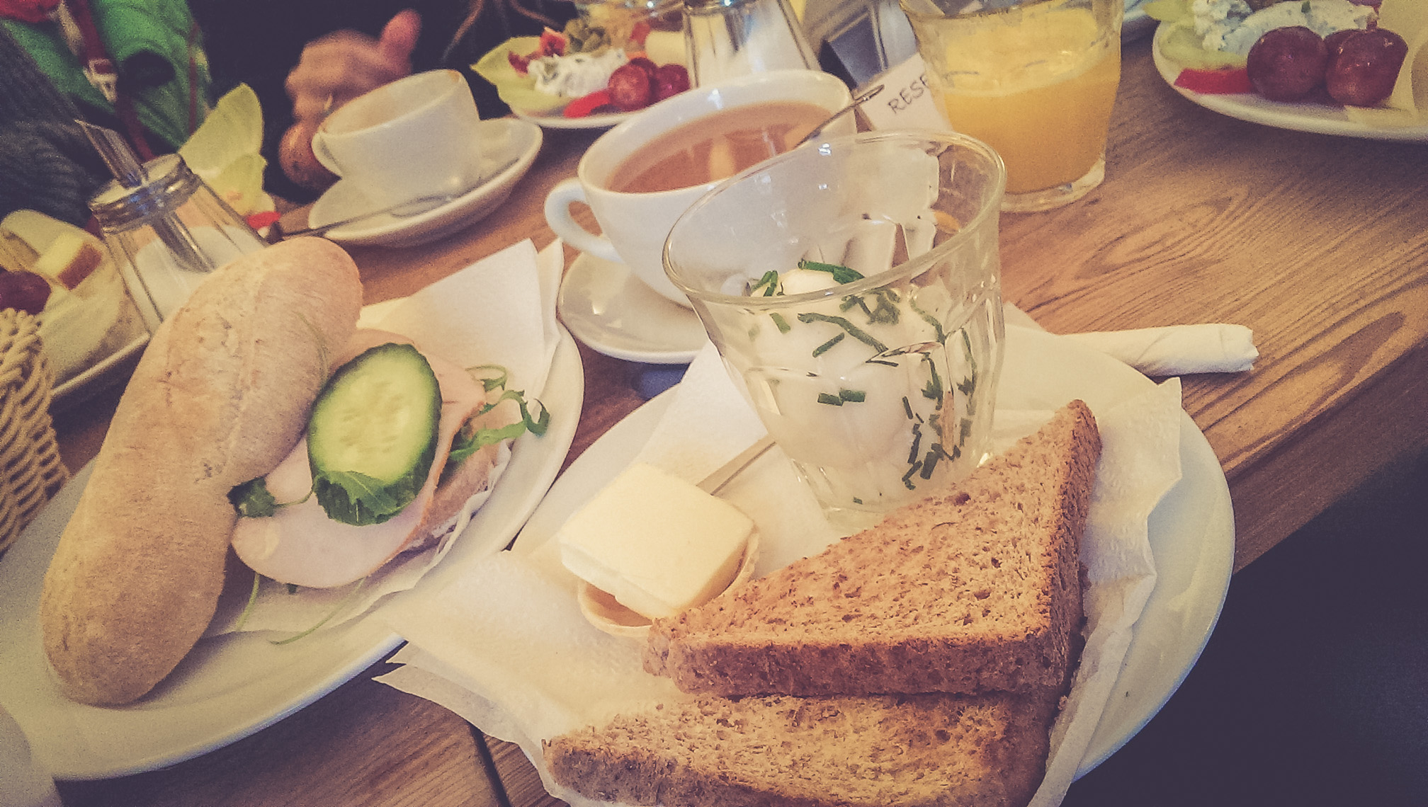 anna_frost_htc_one_02