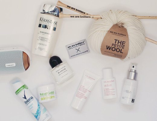 flatlay white august