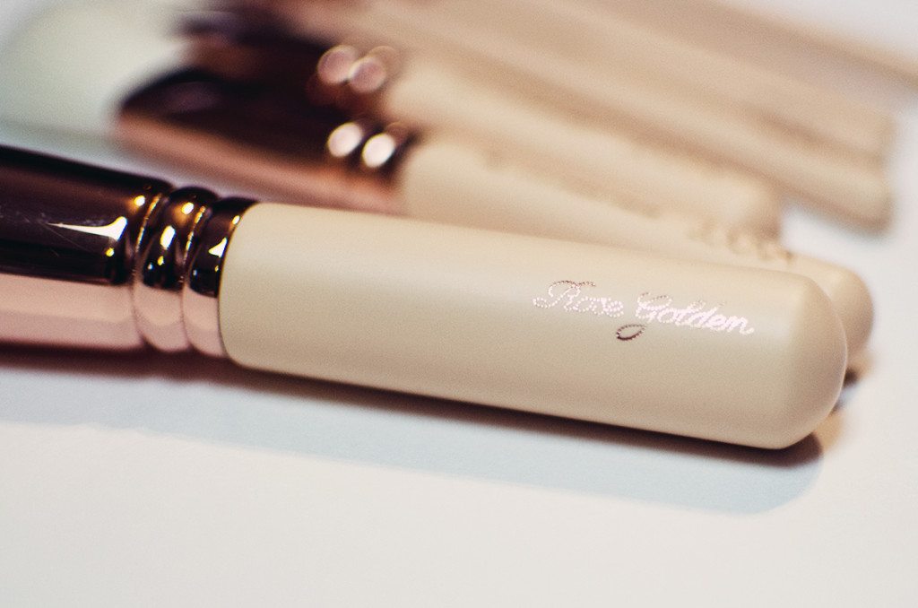 zoeva rosegold rose gold pinsel 2