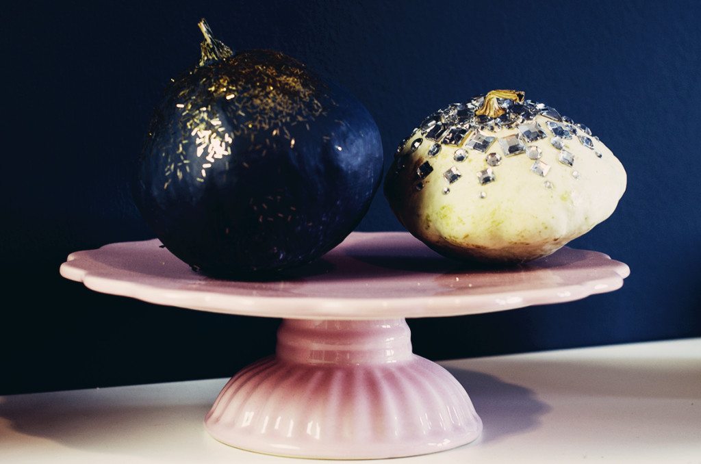 diy glitter pumpkin