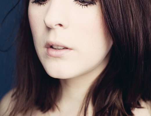 anna frost nude lips