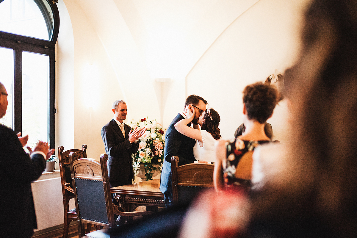 anna frost wedding der kuss 2
