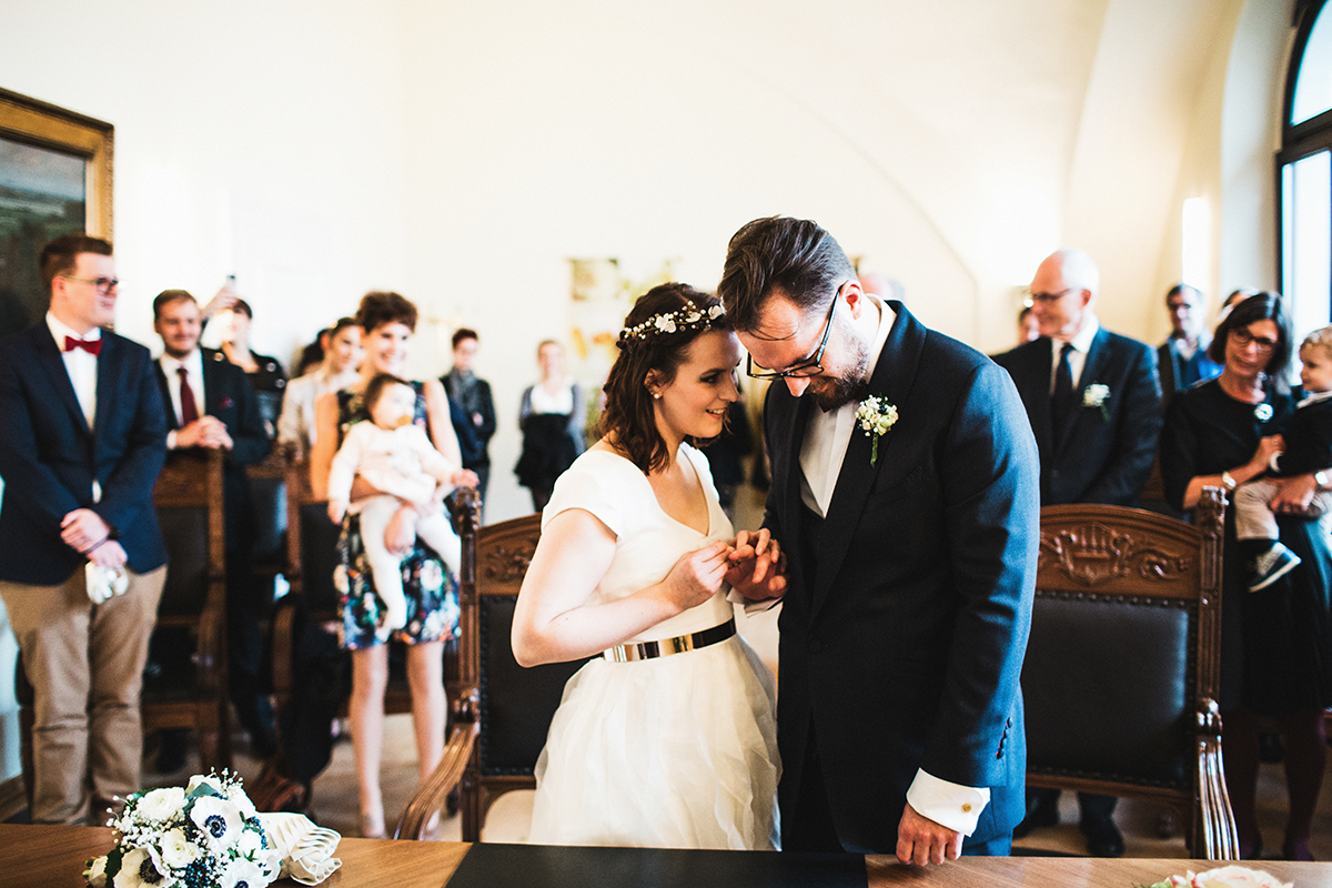 anna frost wedding ringtausch 1
