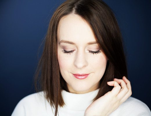 anna frost clarins spring look