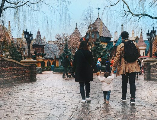 anna frost disneyland paris