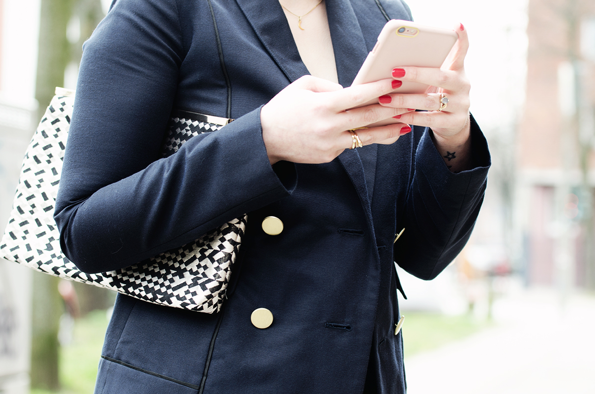 anna frost spot a shop high fashion outfit 1