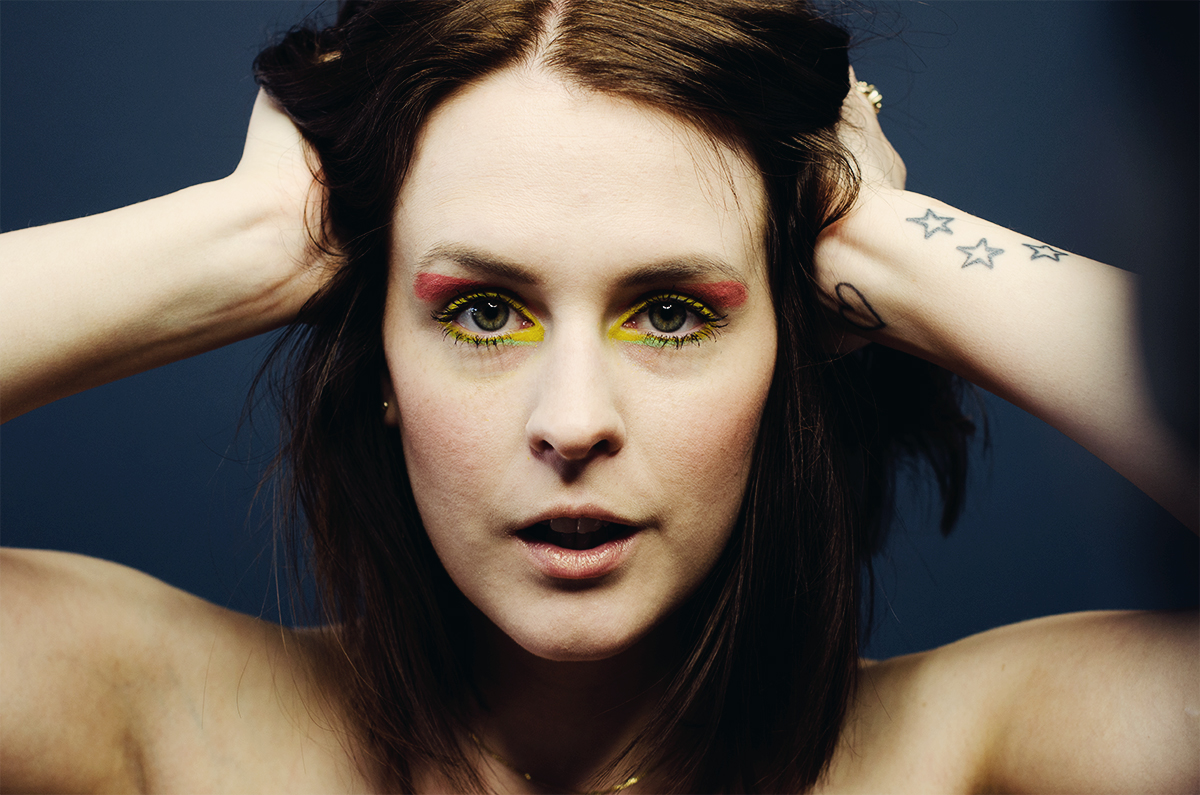 anna frost fafine yves rocher pop exotic look 2