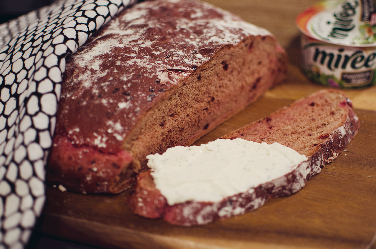 Leckeres Rote Beete Brot mit Rezept