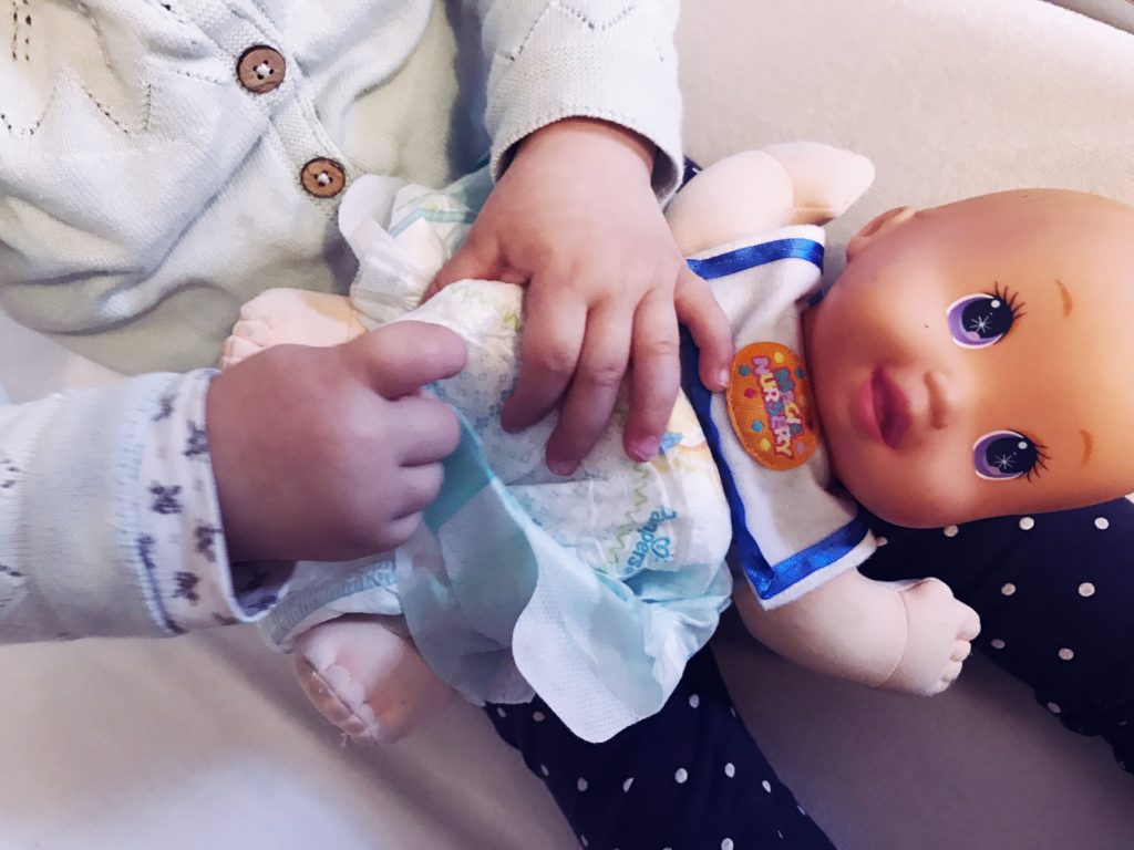 pampers dad fafine anna frost