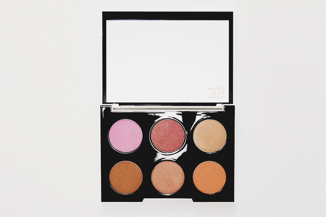 anna frost fafine de blush palette urban decay gwen stefani