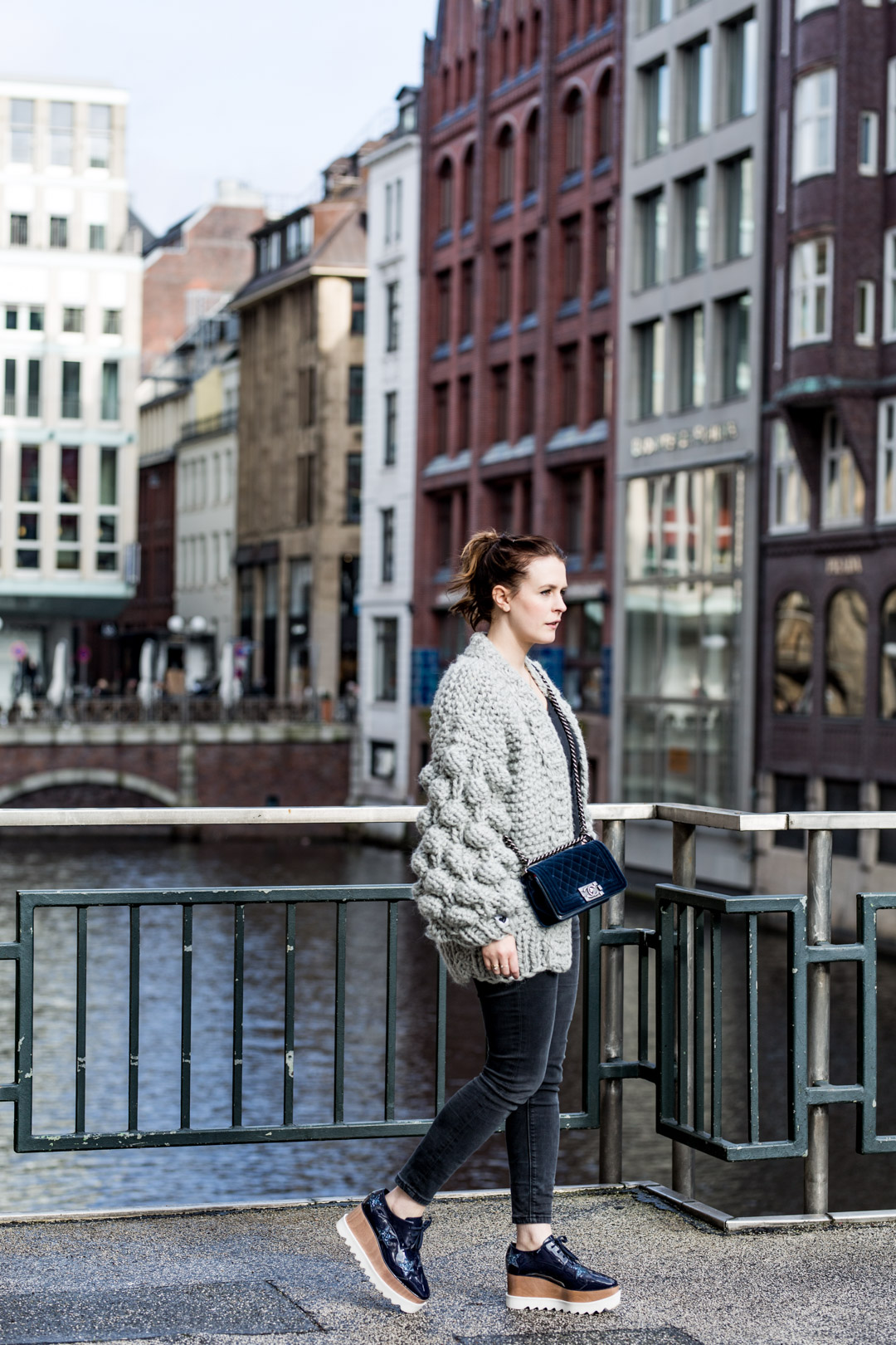 mums_pullover_01_annafrost_fafine