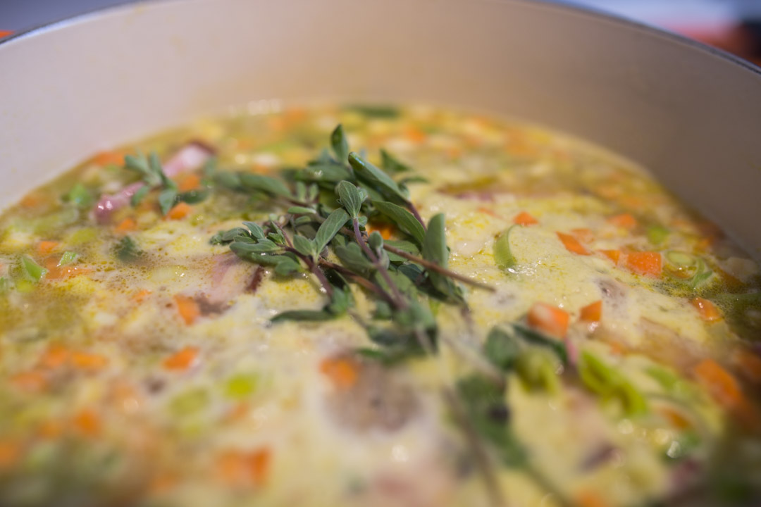 le_creuset_erbseneintopf_03_annafrost_fafine
