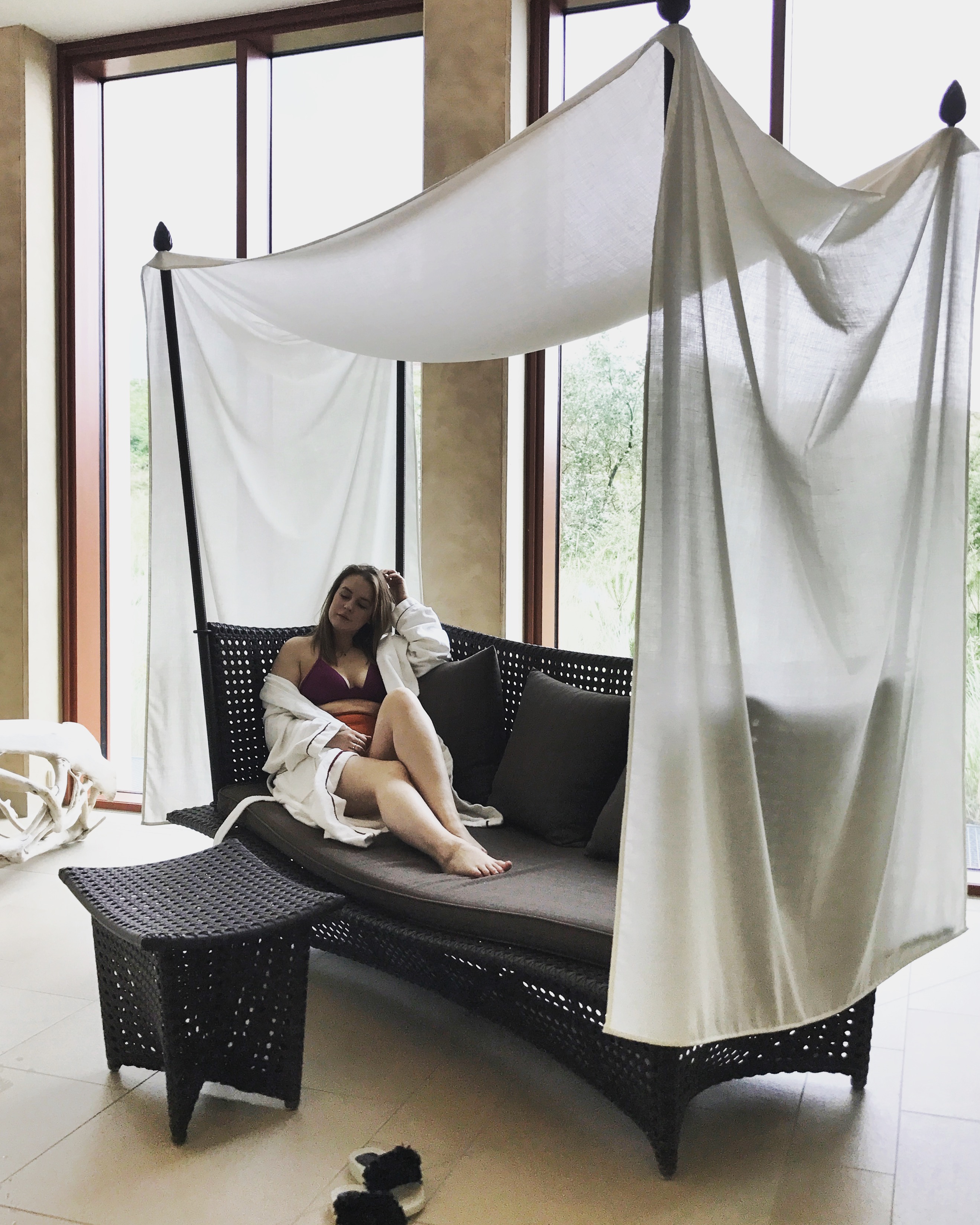 anna frost fafine arosa hotel resort spa pool 