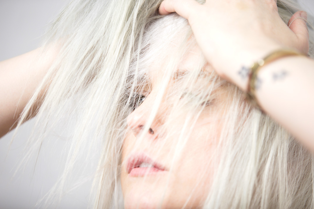 suche_01_annafrost_fafine