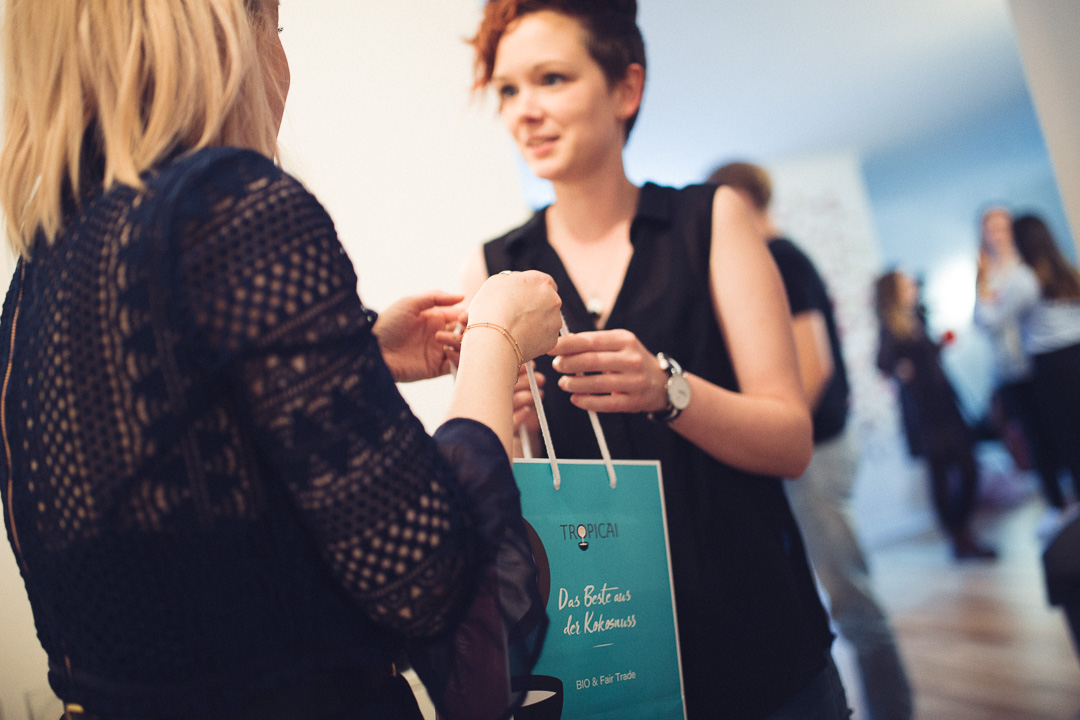 wohnzimmerkonzert_rasmus_hoffmeister_31_annafrost_fafine