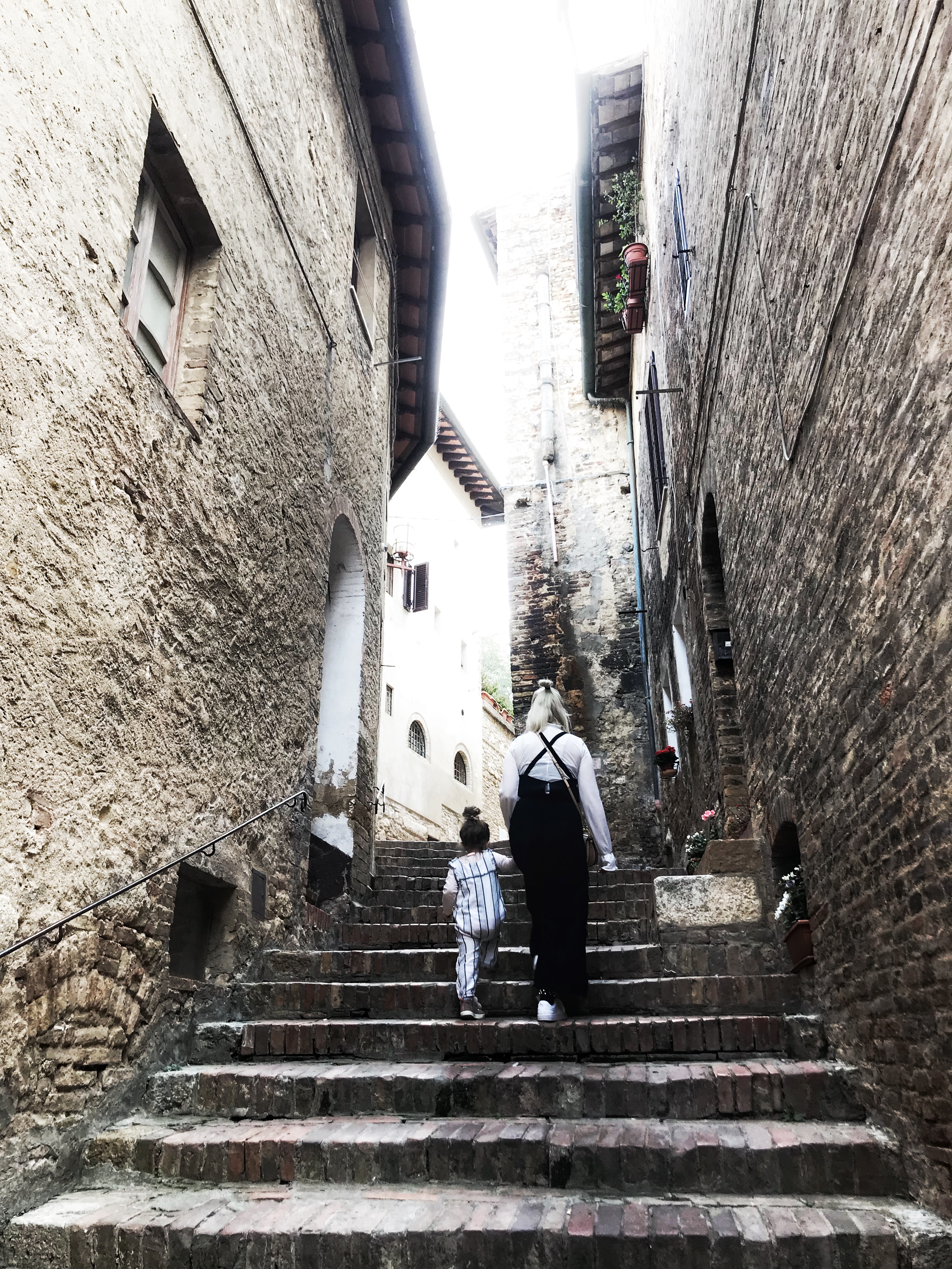 anna frost san gimignano