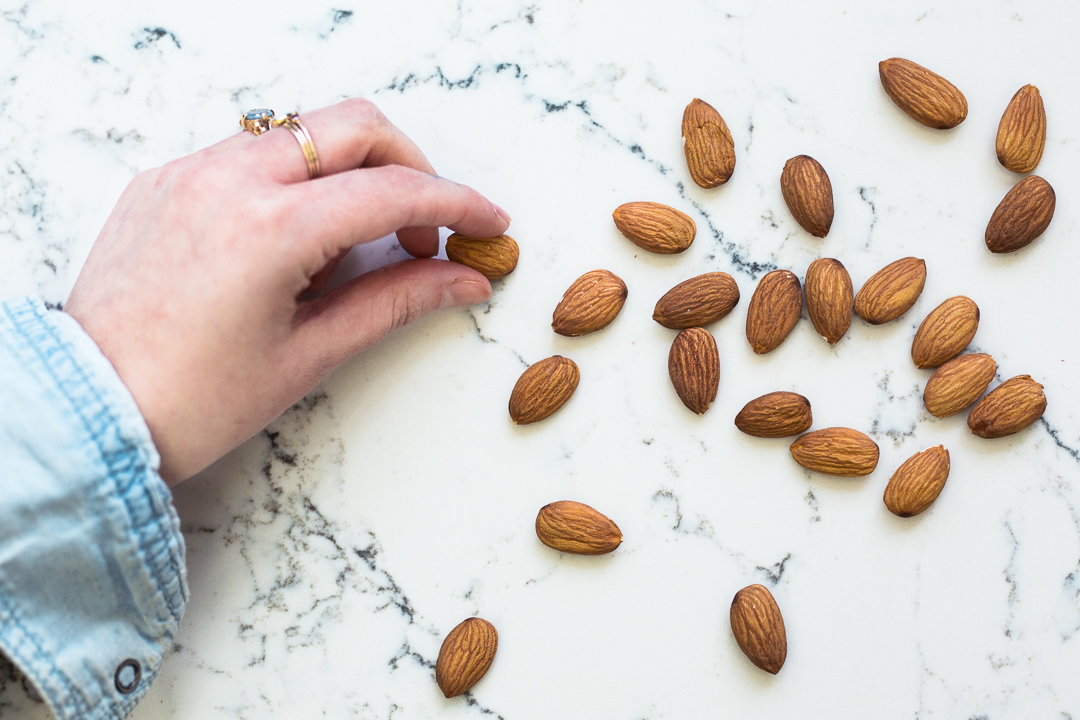 california-almonds-silvester-snacks-anna-frost-10